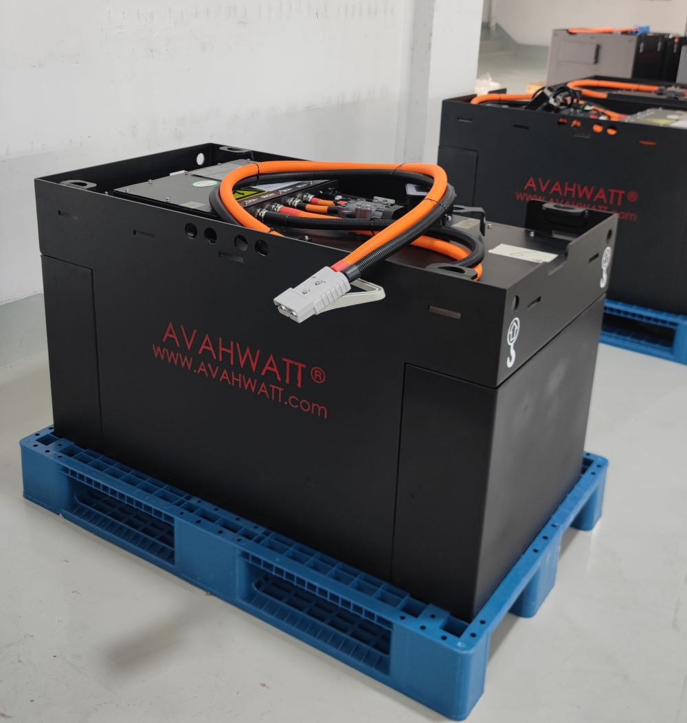 Electric forklift lithium battery